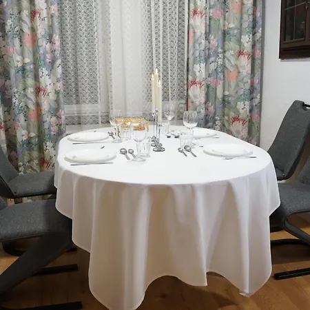 Hanosan Familienhaus 4 125 M2 *