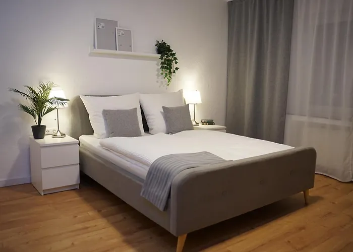 Daire Hanosan Familienhaus 4 125 M2 Garbsen