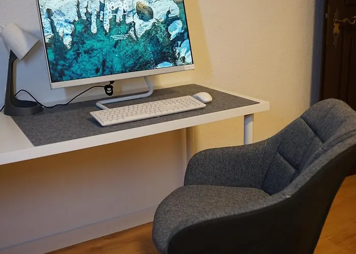 Hanosan Familienhaus 4 125 M2 Daire Garbsen